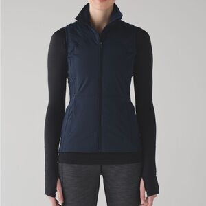 Lululemon midnight navy Down & Around Vest 
Size 4